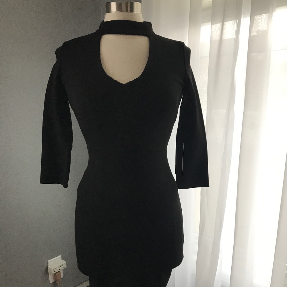 *NEW* LuLus Black Body-Con Long Sleeve Dress